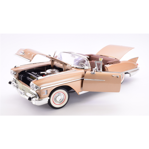 CADILLAC ELDORADO BIARRITZ 1958 GOLD 1:18 Lucky Die Cast Auto Stradali Modellino