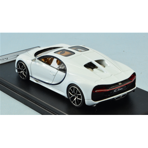 BUGATTI CHIRON SKYVIEW 2018 GLACIER WHITE 1:43 Looksmart Auto Stradali Modellino