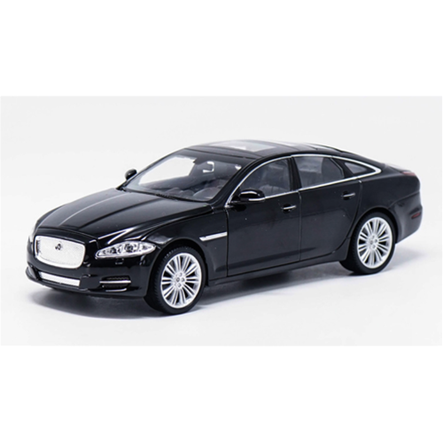 JAGUAR XJ 2010 BLACK 1:24 Welly Auto Stradali Modellino