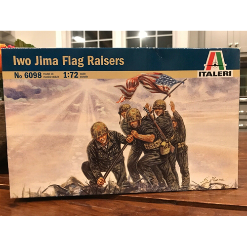 IWO JIMA FLAG RAISERS KIT 1:72 Italeri Kit Figure Militari Modellino