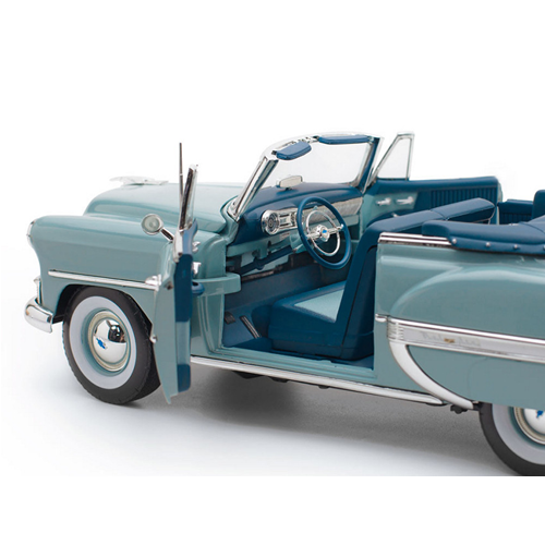 CHEVROLET BEL AIR CONVERTIBLE 1953 LIGHT BLUE 1:18 SunStar Auto Stradali Modellino