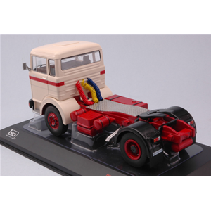 MERCEDES LPS 1632 1970 BEIGE/RED 1:43 Ixo Model Camion Modellino