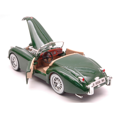 JAGUAR XK 120 ROADSTER 1951 GREEN 1:24 Burago Auto Stradali Modellino