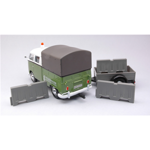 VW T2 PICK UP ROAD MAINTENANCE TRAILER GREEN/WHITE 1:24 MotorMax Veicoli Commerciali Modellino