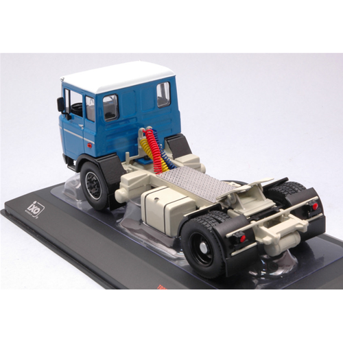 DAF 2600 1970 BLUE 1:43 Ixo Model Camion Modellino