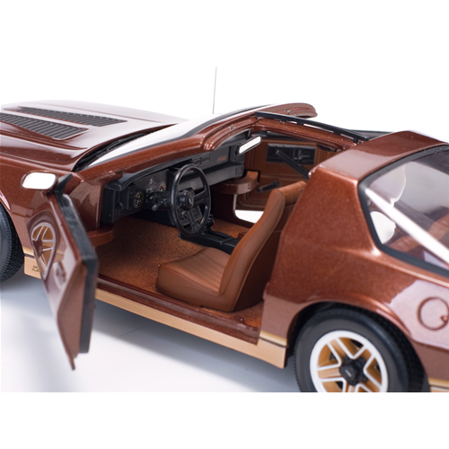 CHEVROLET CAMARO Z28 1985 COPPER 1:18 SunStar Auto Stradali Modellino