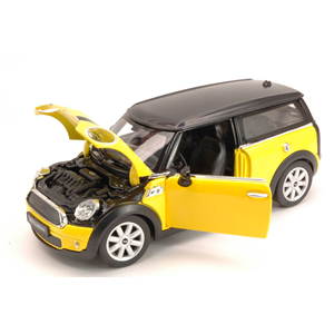 MINI COOPER CLUBMAN 2007 YELLOW 1:24 Rastar Auto Stradali Modellino