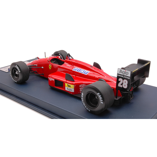 FERRARI F1-87/88 N.28 WINNER GP ITALY 1988 GERHARD BERGER 1:18 Looksmart Formula 1 Modellino