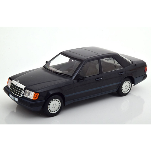 MERCEDES 300 E (W124) 1984 METALLIC BLACK 1:18 ModelCarGroup Auto Stradali Modellino