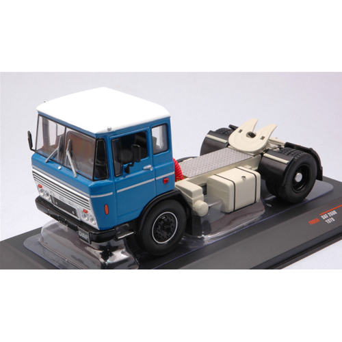 DAF 2600 1970 BLUE 1:43 Ixo Model Camion Modellino