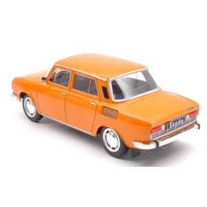 SKODA 100L 1974 DARK ORANGE 1:24 Whitebox Auto Stradali Modellino