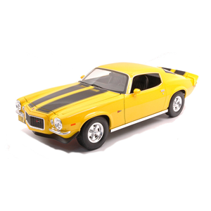 CHEVROLET CAMARO Z28 1971 YELLOW 1:18 Maisto Auto Stradali Modellino