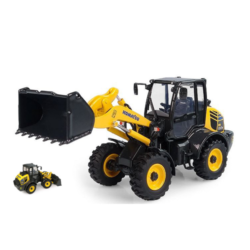 RUSPA KOMATSU WA100M-8 1:50 Universal Hobbies Mezzi Industriali Modellino