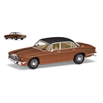 DAIMLER DOUBLE SIX VANDEN PLAS SERIES 2 1974 CARAMEL 1:43 Vanguards Auto Stradali Modellino
