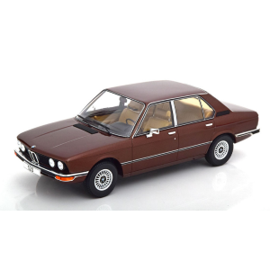 BMW 5-Series (E12) 1973 METALLIC DARK BROWN 1:18 ModelCarGroup Auto Stradali Modellino