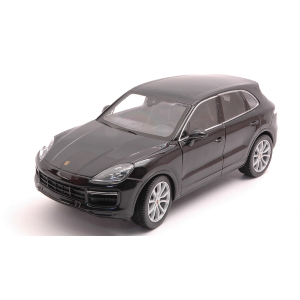 PORSCHE CAYENNE TURBO 2018 BLACK 1:24 Welly Auto Stradali Modellino