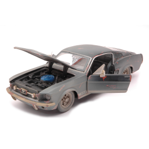 FORD MUSTANG OLD FRIENDS 1967 DIRTY VERSION BLACK 1:24 Maisto Tuning Modellino
