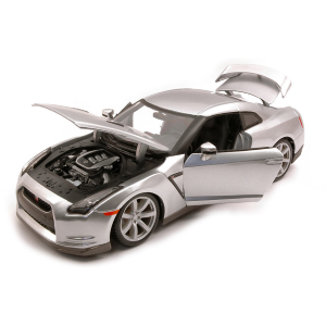 NISSAN GTR 2009 SILVER 1:18 Burago Auto Stradali Modellino