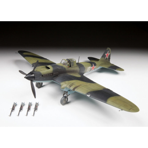 IL-2 STORMOVIK KIT 1:48 Zvezda Kit Aerei Modellino