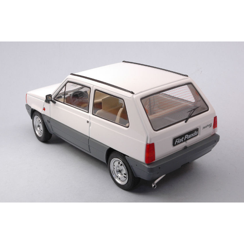 FIAT PANDA 45 MK 1 1980 WHITE 1:18 KK Scale Auto Stradali Modellino