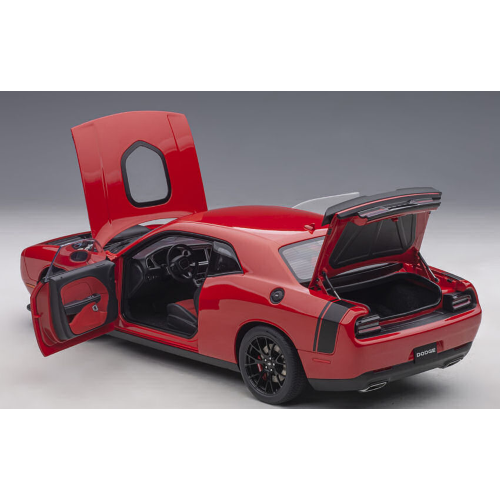 DODGE CHALLENGER 392 2018 RED 1:18 AutoArt Auto Stradali Modellino