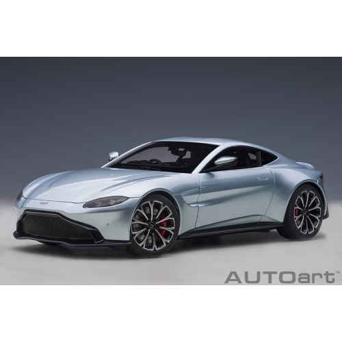 ASTON MARTIN VANTAGE 2019 SILVER 1:18 AutoArt Auto Stradali Modellino