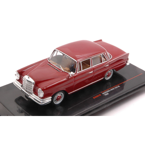 MERCEDES 220 SE (W111) 1959 RED 1:43 Ixo Model Auto Stradali Modellino