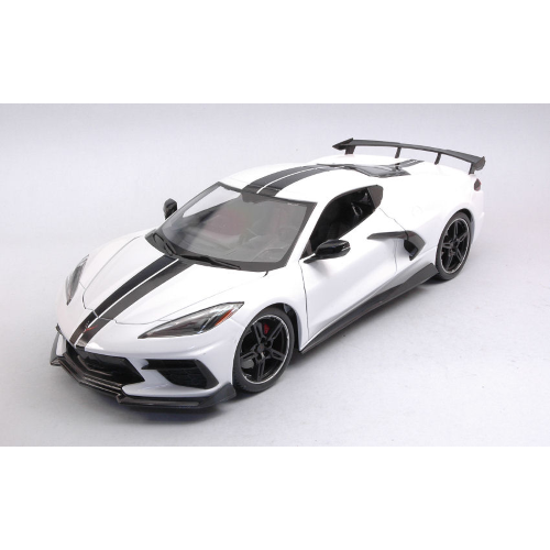 CHEVROLET CORVETTE STINGRAY (HIGH WING) 2020 WHITE 1:18 Maisto Auto Stradali Modellino