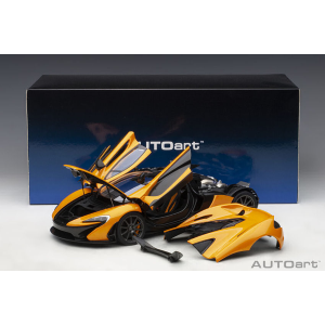 MC LAREN P1 2013 PAPAYA 1:18 AutoArt Auto Stradali Modellino