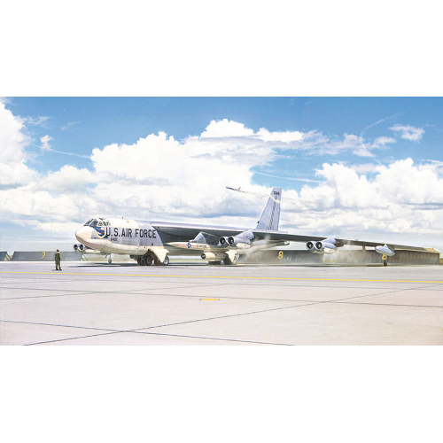 B-52G EARLY WITH HOUND DOG KIT 1:72 Italeri Kit Aerei Modellino