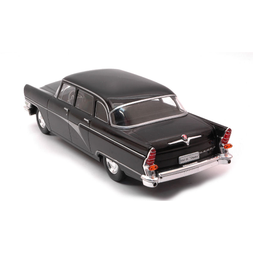 GAZ 13 CHAIKA 1959 BLACK 1:24 Whitebox Auto Stradali Modellino