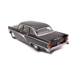 GAZ 13 SEAGULL 1959 BLACK 1:18 Triple 9 Auto Stradali Modellino