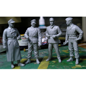 KAMPFGRUPPE KIT 1:35 Dragon Kit Figure Militari Modellino