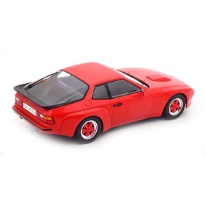 PORSCHE 924 CARRERA GT 1981 RED WITH RED WHEEL RIMS 1:18 ModelCarGroup Auto Stradali Modellino