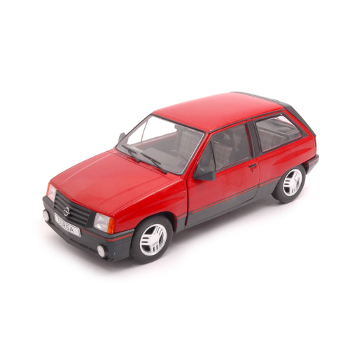 OPEL CORSA A SR 1985 RED 1:24 Whitebox Auto Stradali Modellino