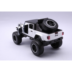 JEEP GLADIATOR RUBICON 2021 WHITE 1:24 MotorMax Auto Stradali Modellino