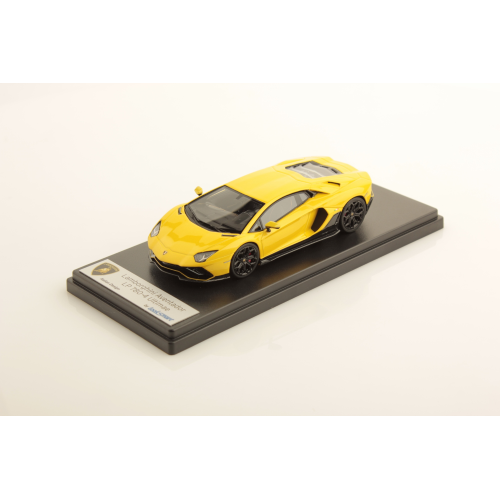 LAMBORGHINI AVENTADOR LP780-4 ULTIMAE 2021 GIALLO BELENUS 1:43 Looksmart Auto Stradali Modellino