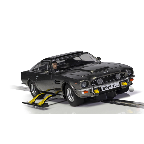 JAMES BOND 007 ASTON MARTIN V8 THE LIVING DAYLIGHTS SLOT 1:32 Scalextric Slot Modellino
