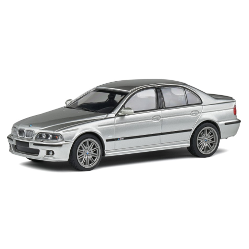 BMW M5 E39 2003 SILVER 1:43 Solido Auto Stradali Modellino