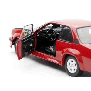 OPEL ASCONA 400 1982 RED 1:18 SunStar Auto Stradali Modellino
