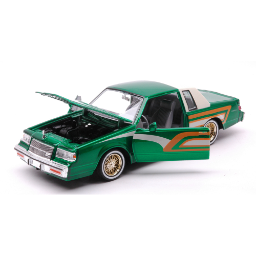 BUICK REGAL 1987 GREEN 1:24 MotorMax Auto Stradali Modellino