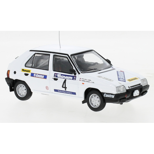 SKODA FAVORIT 136 L N.4 RALLY VALASSKAA ZIMA 1989 KRECEK/BORIVOJ 1:43 Ixo Model Auto Rally Modellino