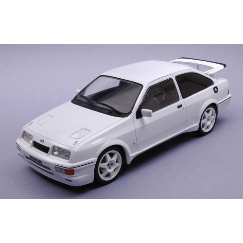 FORD SIERRA RS COSWORTH 1988 WHITE 1:18 Ixo Model Auto Stradali Modellino