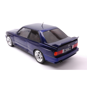 BMW E30 M3 1989 DARK METALLIC BLUE 1:18 Ixo Model Auto Stradali Modellino