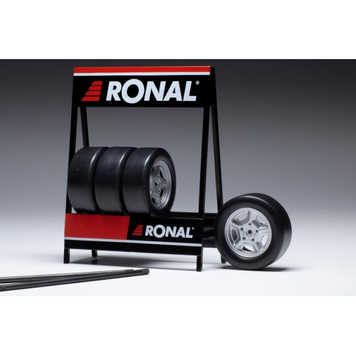 SET 4 WHEELS RONALD GM SILVER 1:18 Ixo Model Art.Vari Modellino