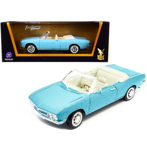CHEVROLET CORVAIR MONZA CABRIO 1969 LIGHT BLUE 1:18 Lucky Die Cast Auto Stradali Modellino
