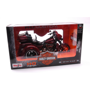 HARLEY DAVIDSON CVO TRI-GLIDE 2021 ULTRA AMARANT RED 1:12 Maisto Moto Modellino