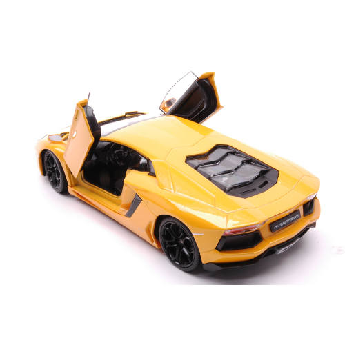LAMBORGHINI AVENTADOR LP 700-4 2011 YELLOW 1:24 Welly Auto Stradali Modellino