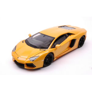 LAMBORGHINI AVENTADOR LP 700-4 2011 YELLOW 1:24 Welly Auto Stradali Modellino
