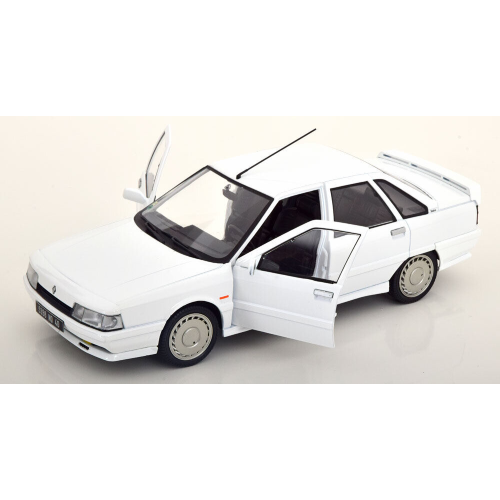 RENAULT 21 TURBO MK1 1988 WHITE 1:18 Solido Auto Stradali Modellino